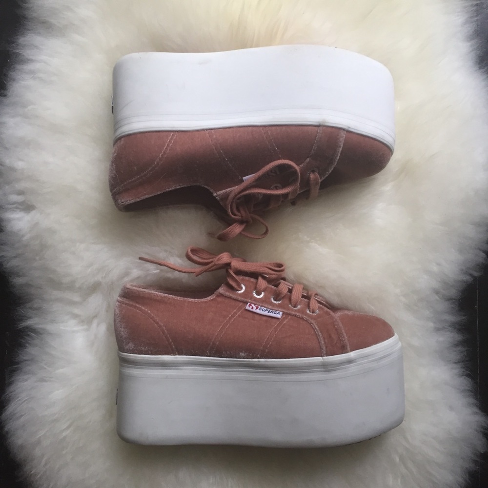 NWOT Superga Velvet Platform Sneakers Womens 6